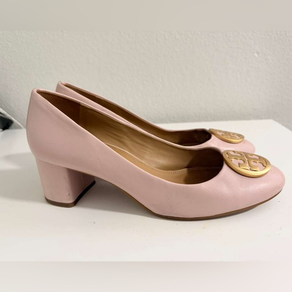 Tory Burch Pink Block Heel Shoes - Picture 2 of 10